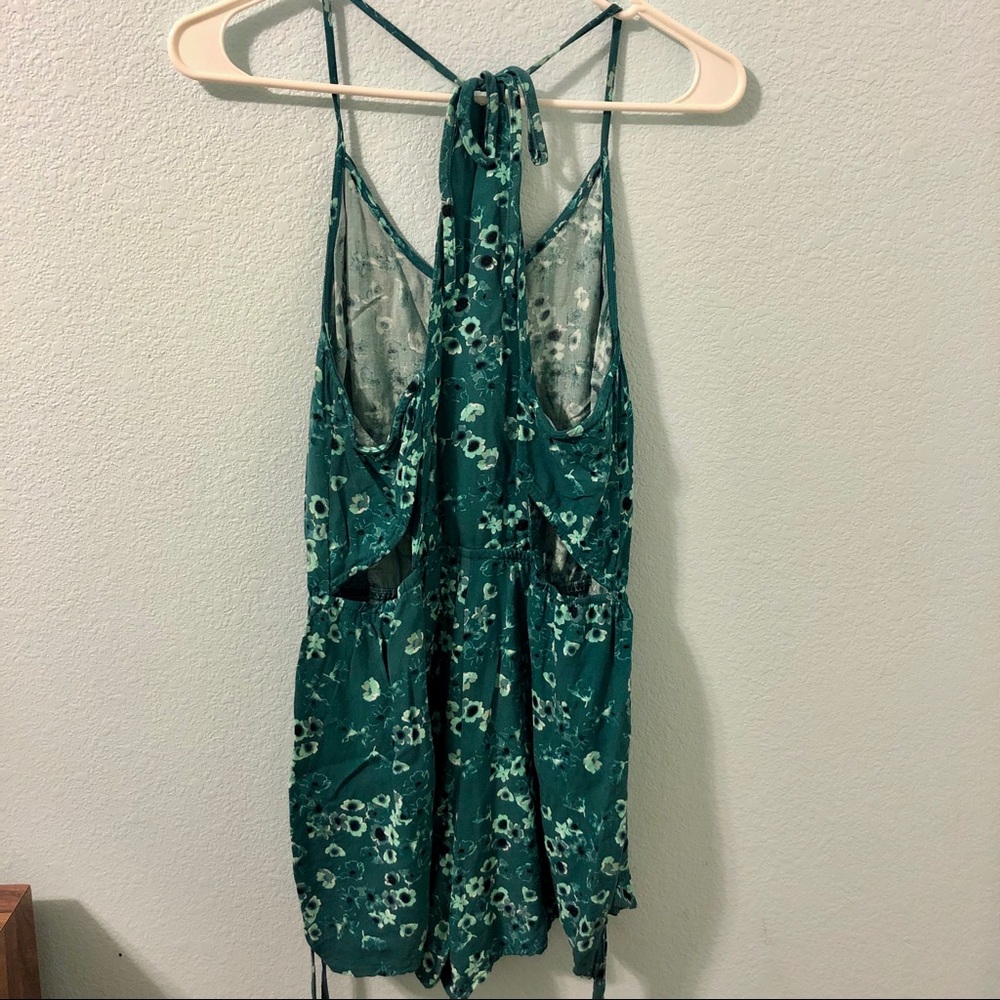O’neill Romper - Picture 2 of 4